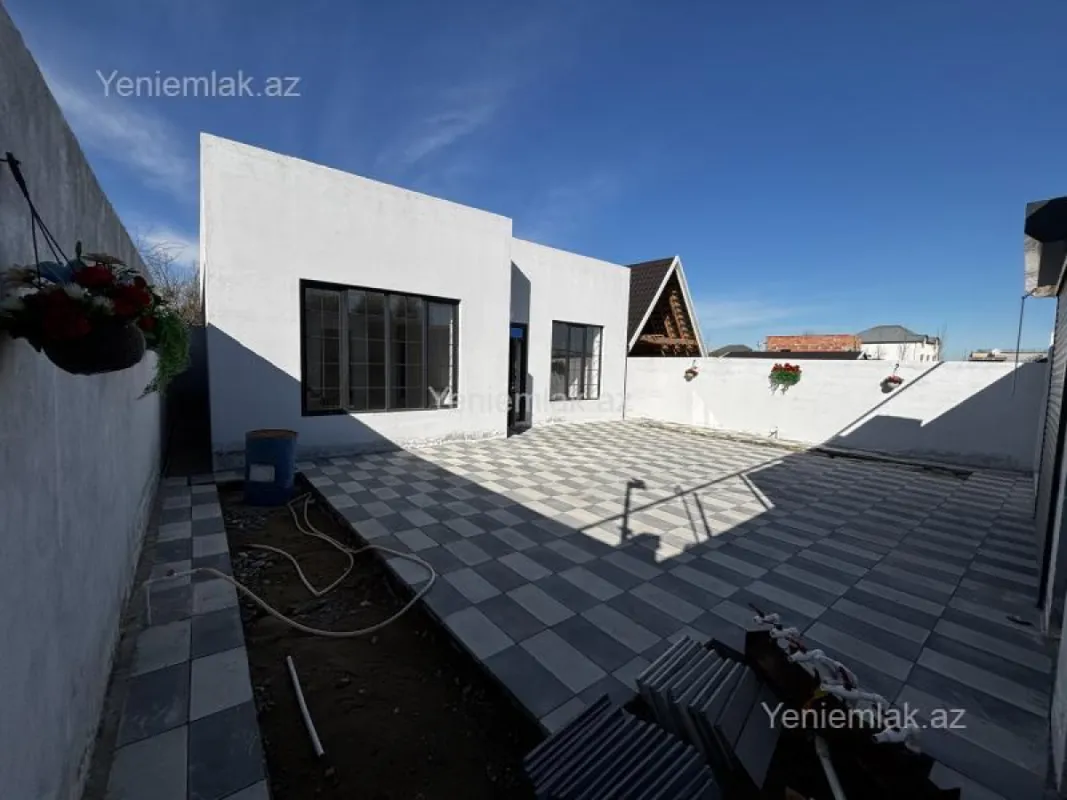 Satılır 3 otaqlı həyət evi 101 m²