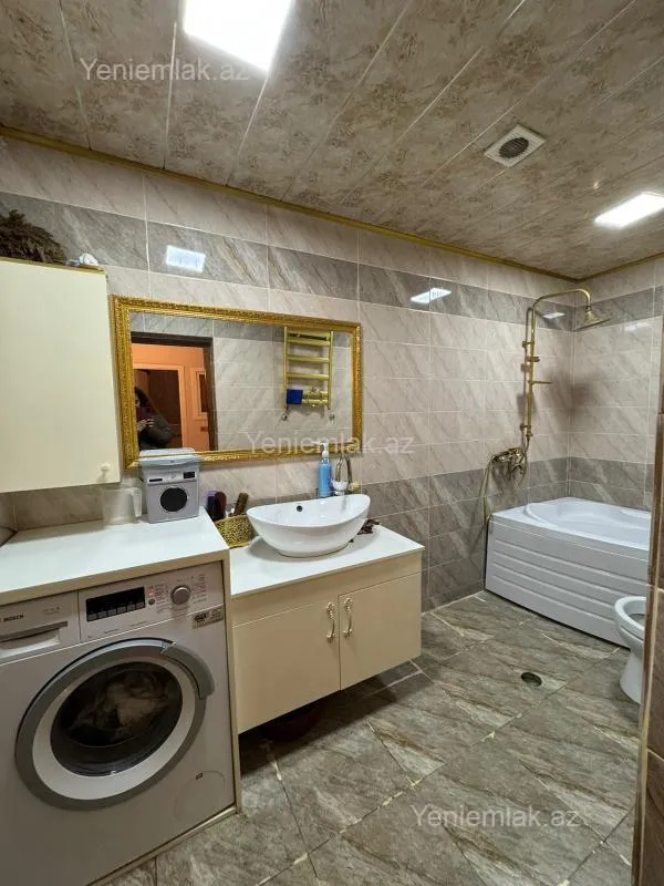 Satılır 4 otaqlı yeni tikili 99 m²