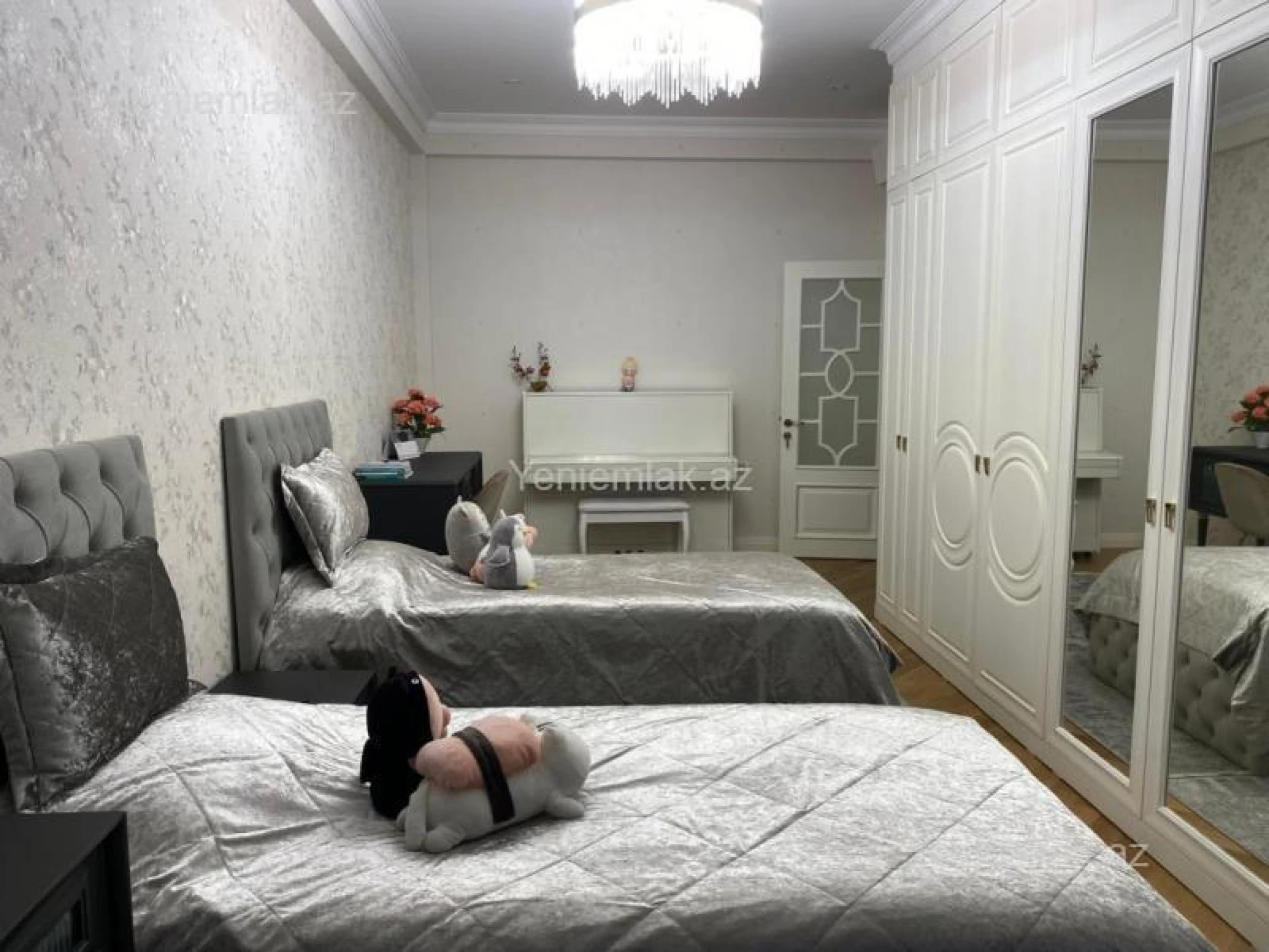 Satılır 4 otaqlı yeni tikili 265 m²