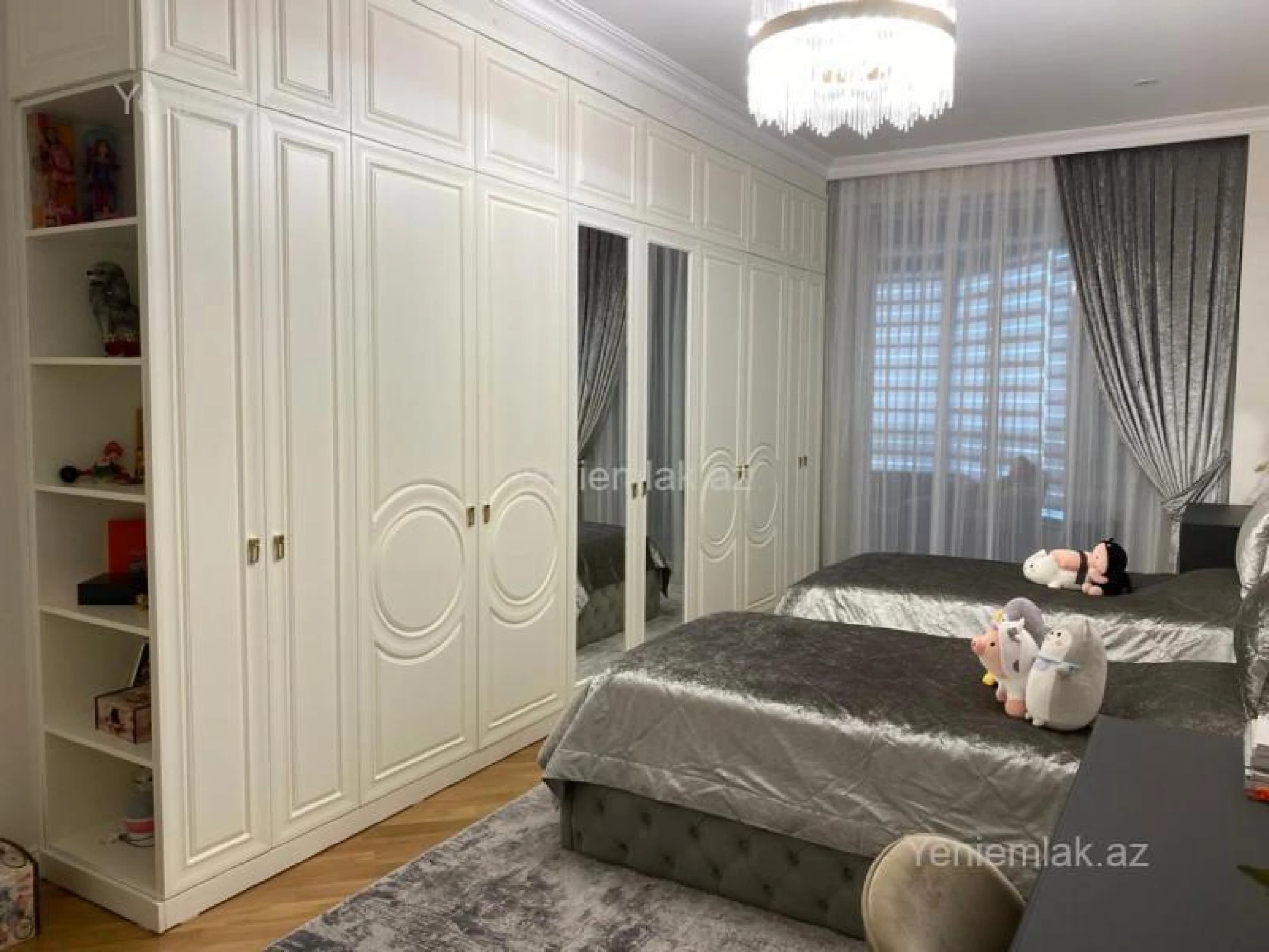 Satılır 4 otaqlı yeni tikili 265 m²