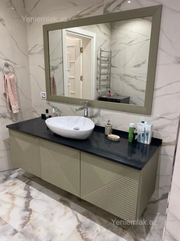 Satılır 4 otaqlı yeni tikili 265 m²