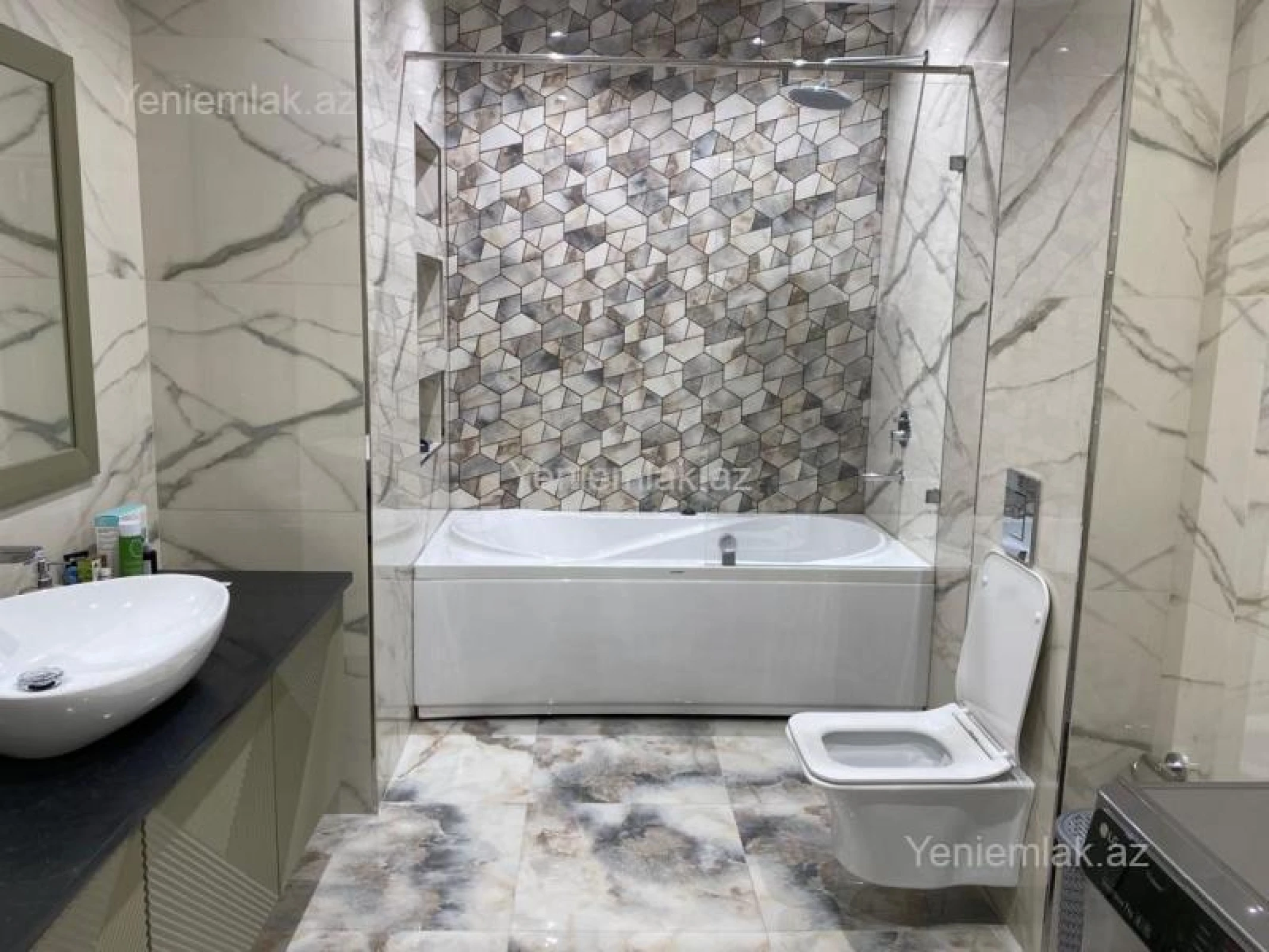 Satılır 4 otaqlı yeni tikili 265 m²