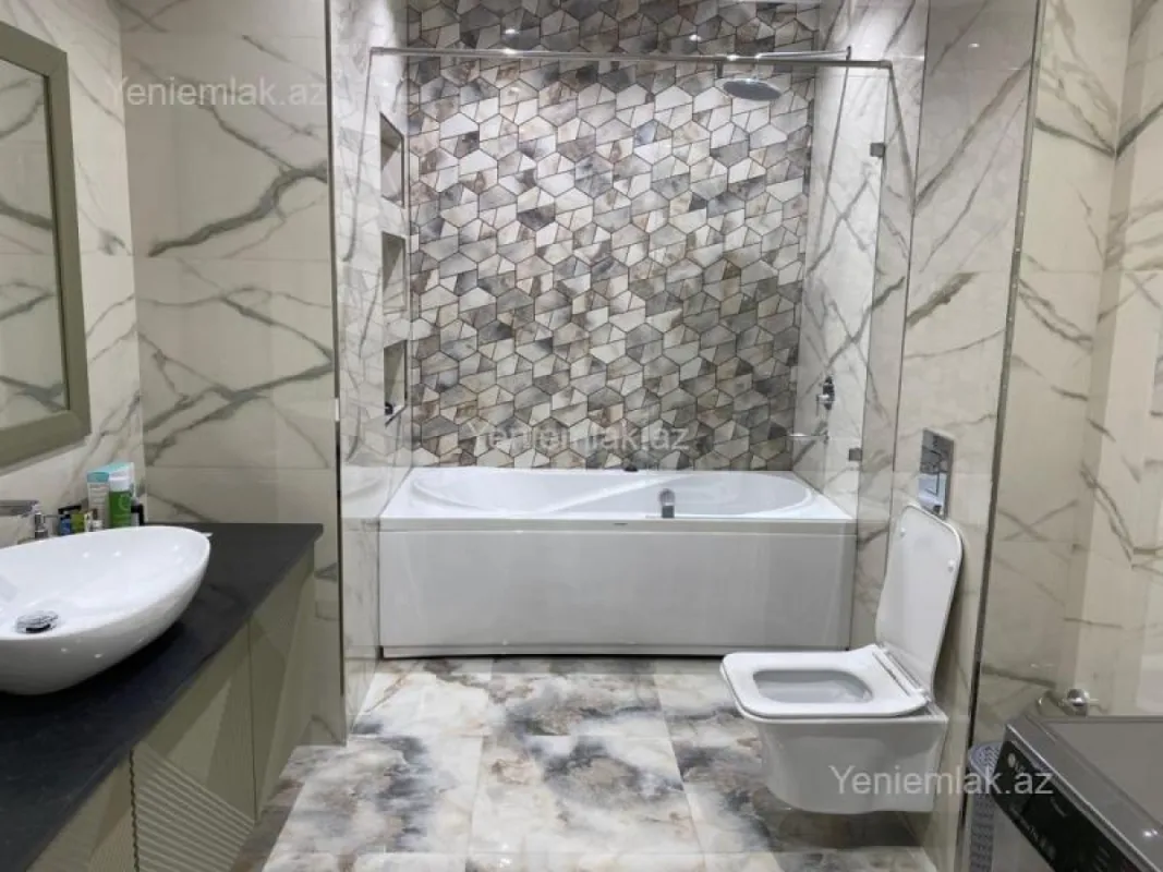 Satılır 4 otaqlı yeni tikili 265 m²