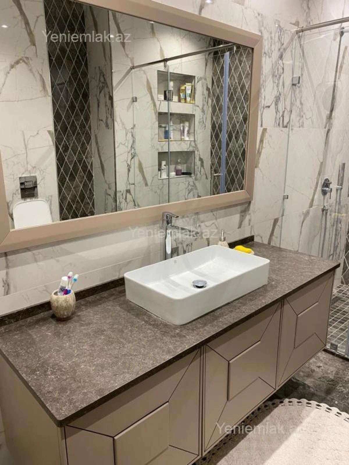 Satılır 4 otaqlı yeni tikili 265 m²