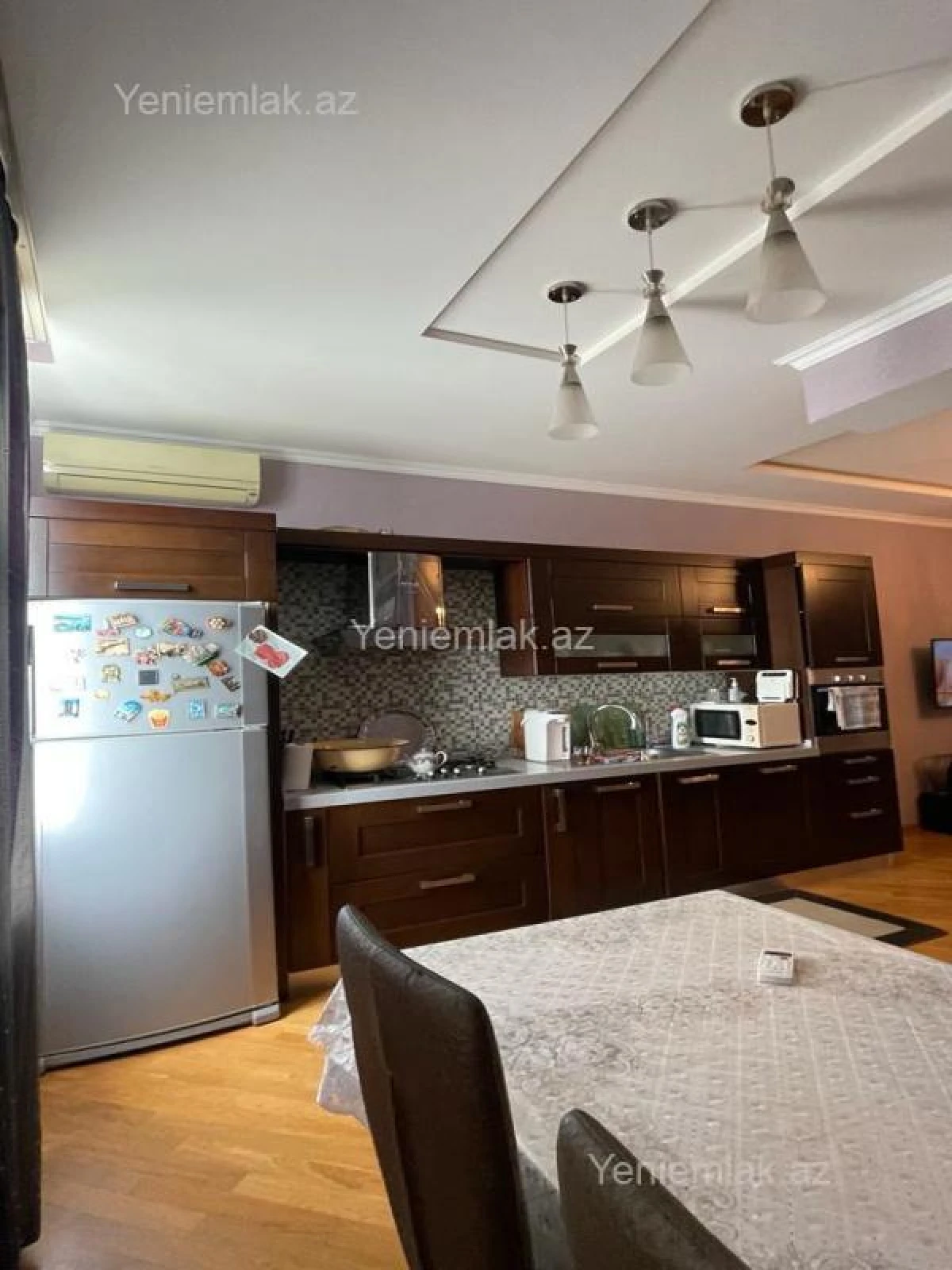 Satılır 2 otaqlı köhnə tikili 60 m²