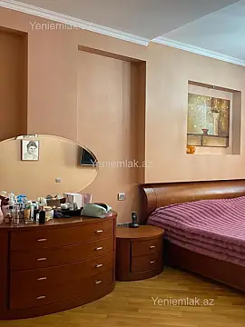 Satılır 2 otaqlı köhnə tikili 60 m²