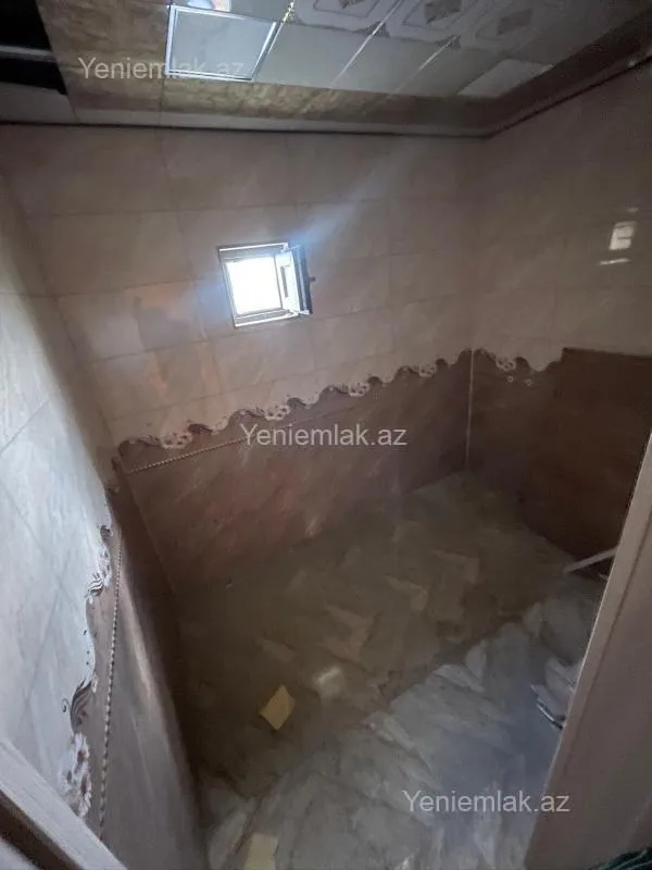 Satılır 4 otaqlı həyət evi 100 m²