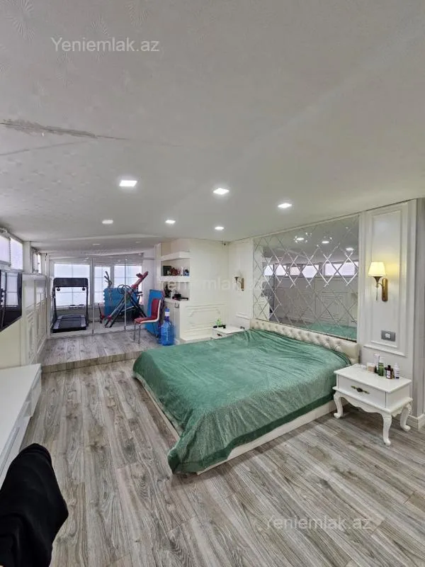 Satılır 6 otaqlı yeni tikili 215 m²