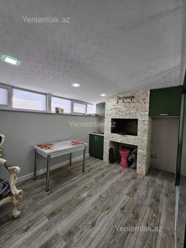 Satılır 6 otaqlı yeni tikili 215 m²
