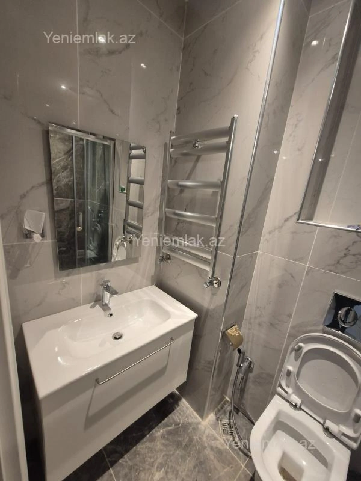 Satılır 2 otaqlı yeni tikili 44 m²