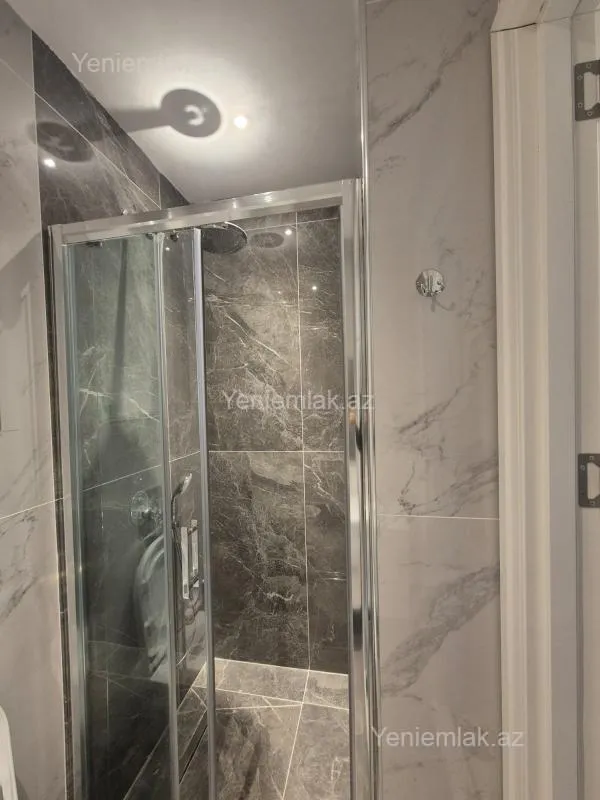 Satılır 2 otaqlı yeni tikili 44 m²