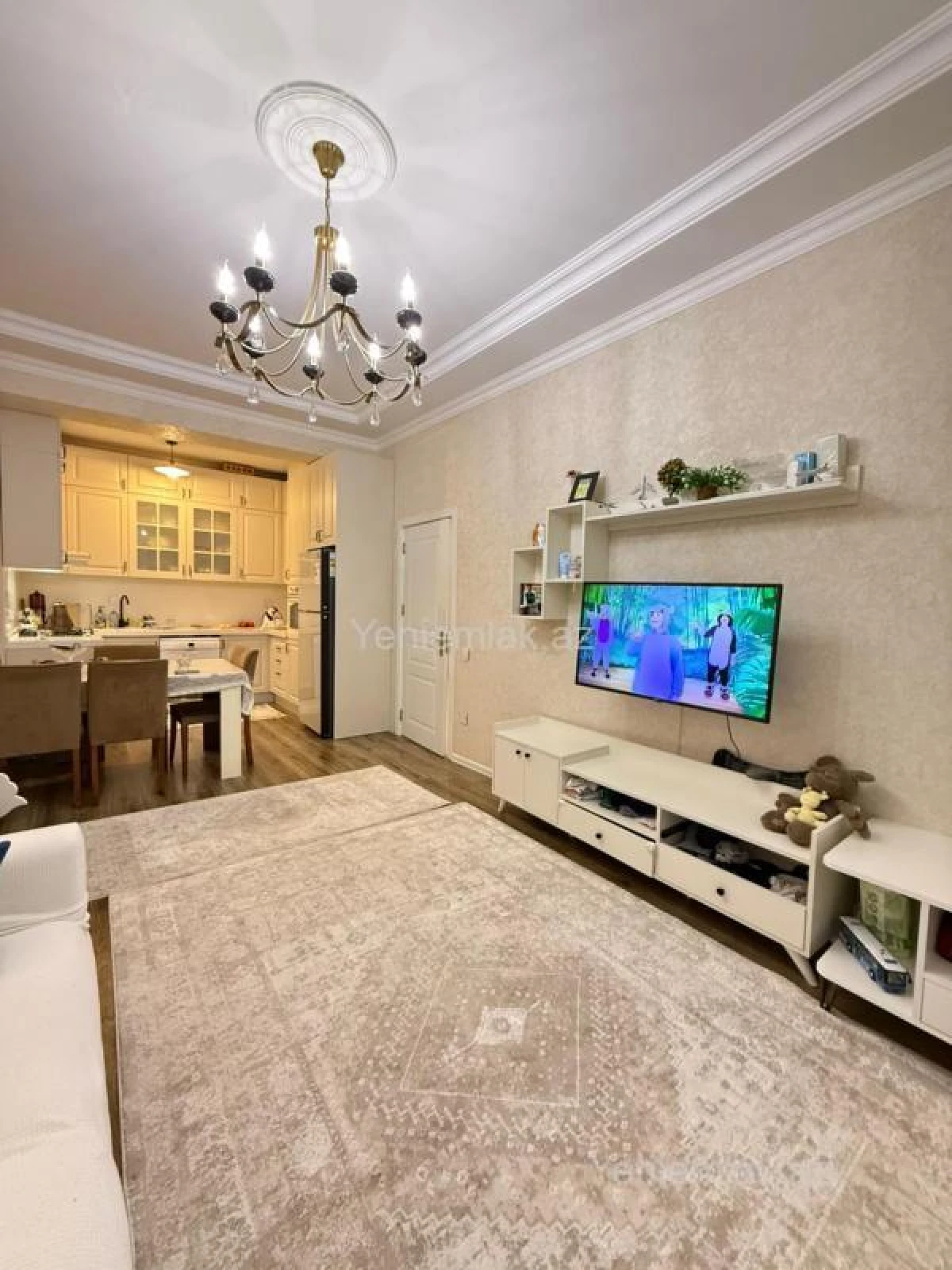 Satılır 2 otaqlı yeni tikili 76 m²