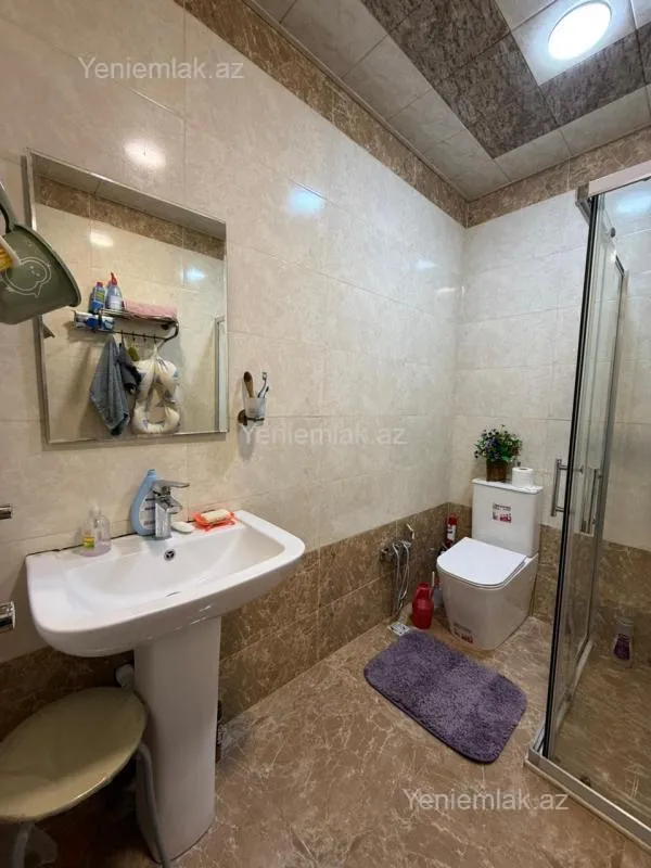 Satılır 2 otaqlı yeni tikili 76 m²