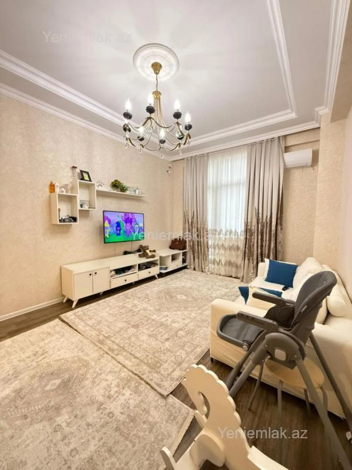 Satılır 2 otaqlı yeni tikili 76 m²