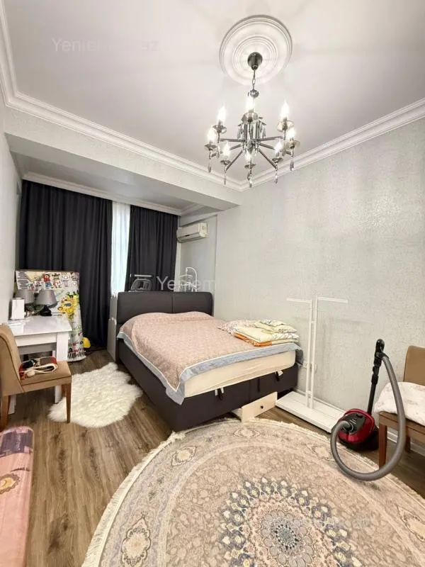 Satılır 2 otaqlı yeni tikili 76 m²