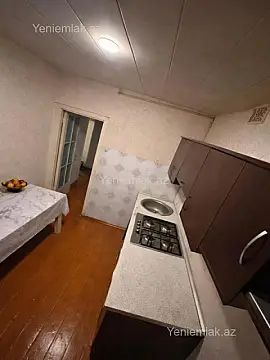 Satılır 2 otaqlı köhnə tikili 53 m²