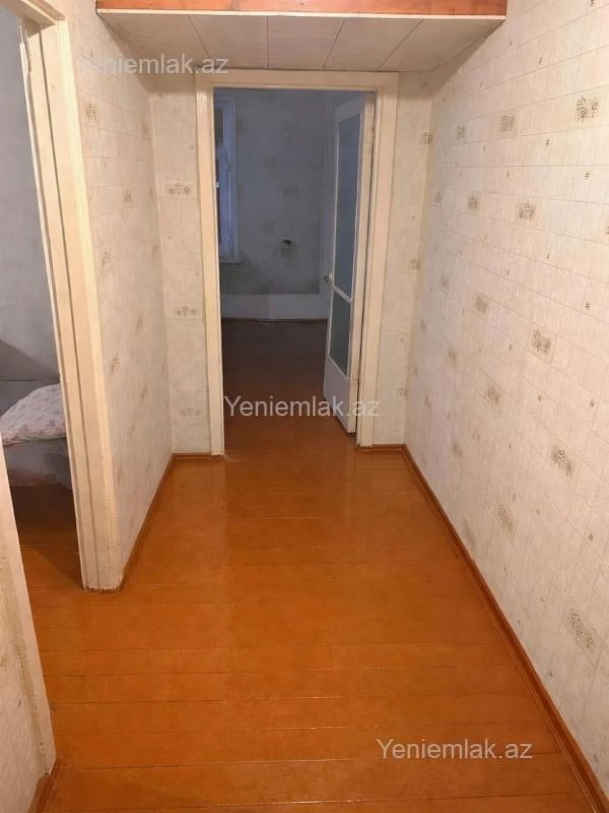 Satılır 2 otaqlı köhnə tikili 53 m²