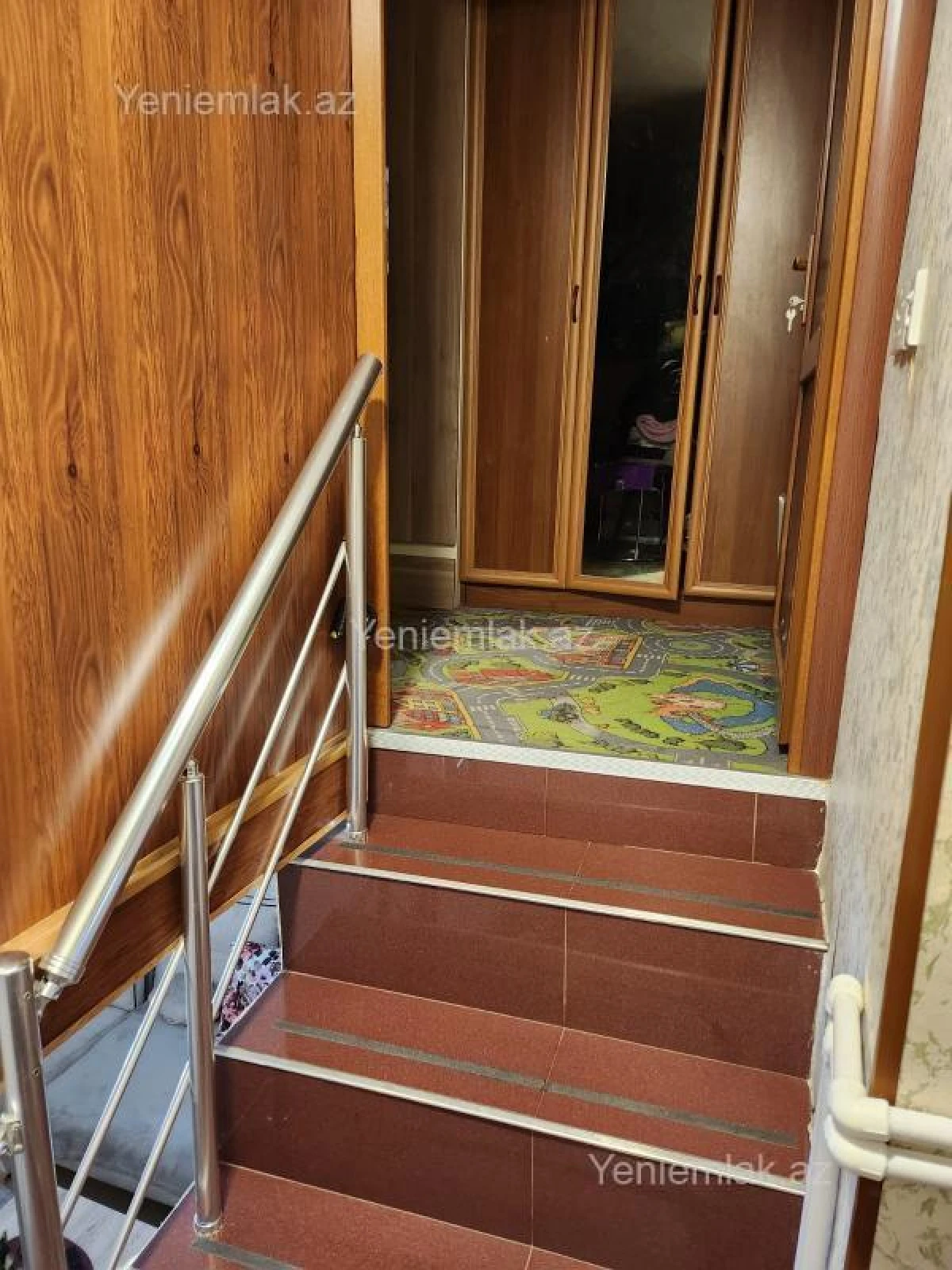 Satılır 3 otaqlı köhnə tikili 76 m²