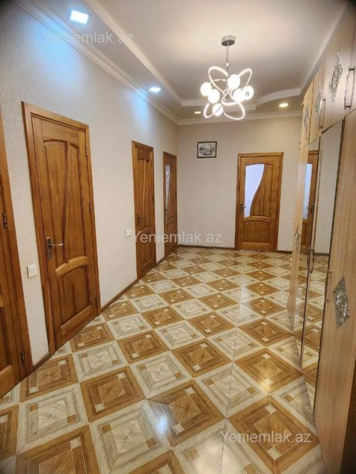 Satılır 4 otaqlı yeni tikili 147 m²