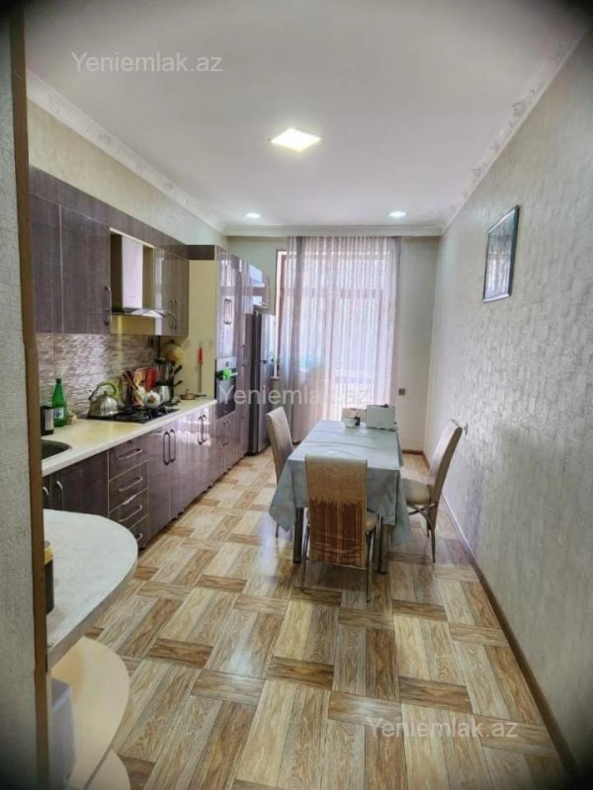Satılır 4 otaqlı yeni tikili 147 m²