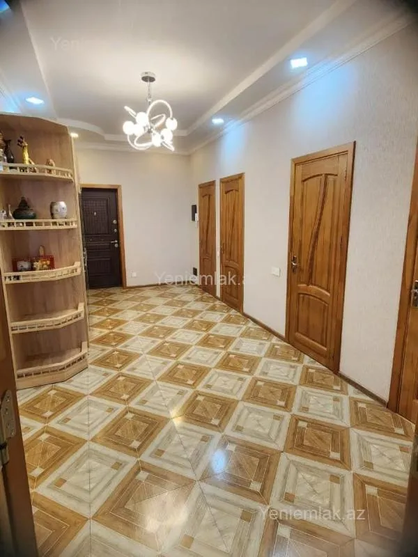 Satılır 4 otaqlı yeni tikili 147 m²