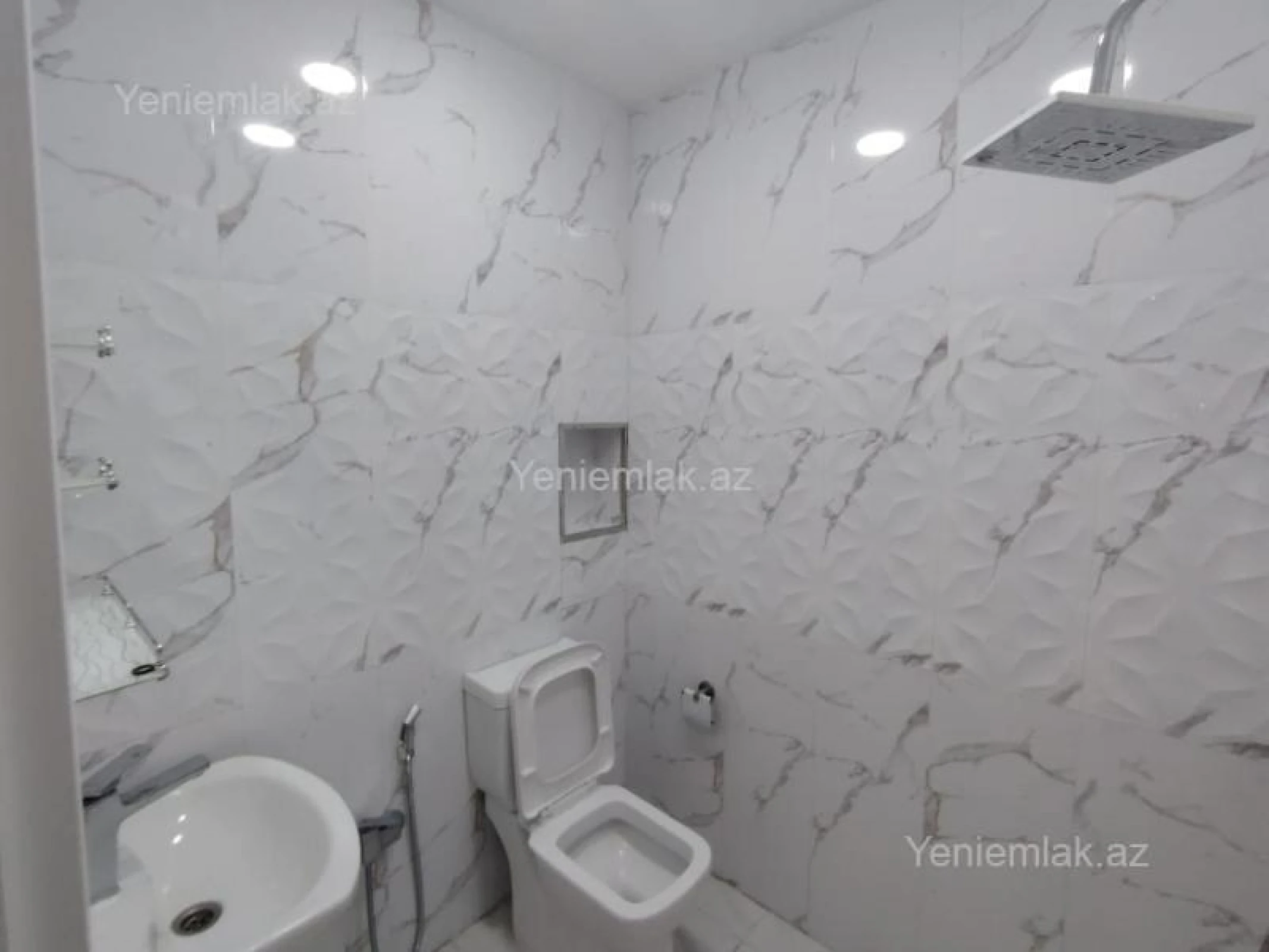 Satılır 2 otaqlı yeni tikili 44 m²
