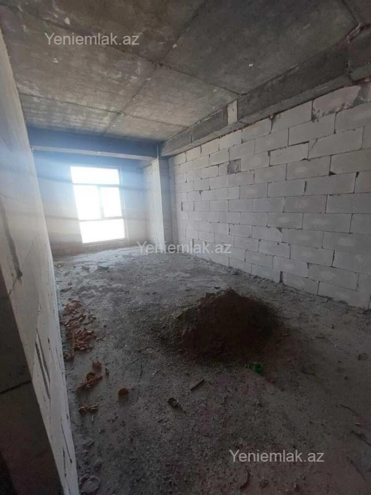 Satılır 2 otaqlı yeni tikili 95 m²