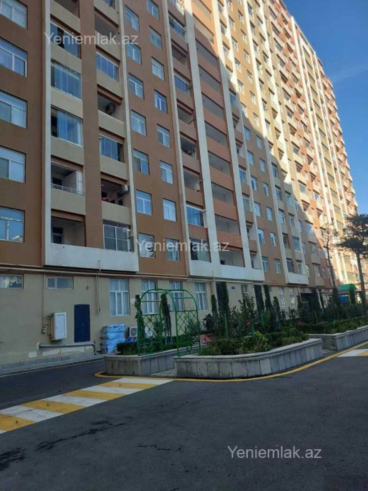 Satılır 2 otaqlı yeni tikili 95 m²