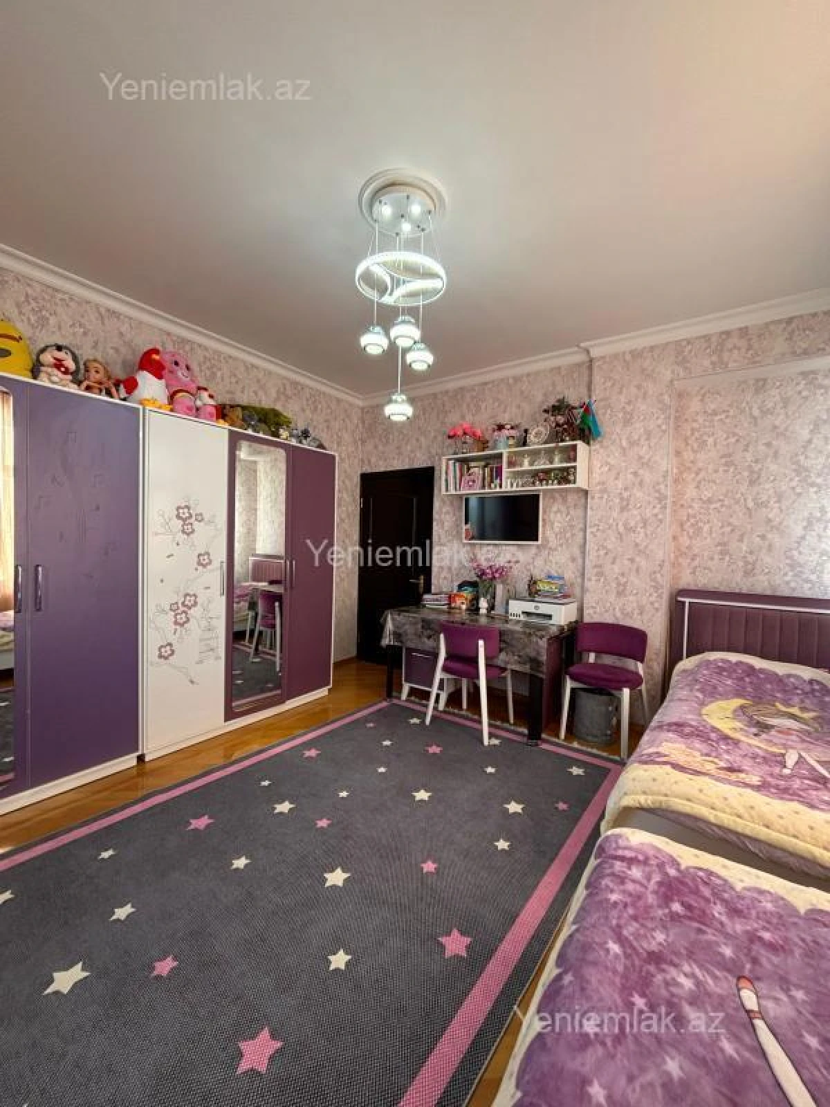 Satılır 3 otaqlı yeni tikili 135 m²