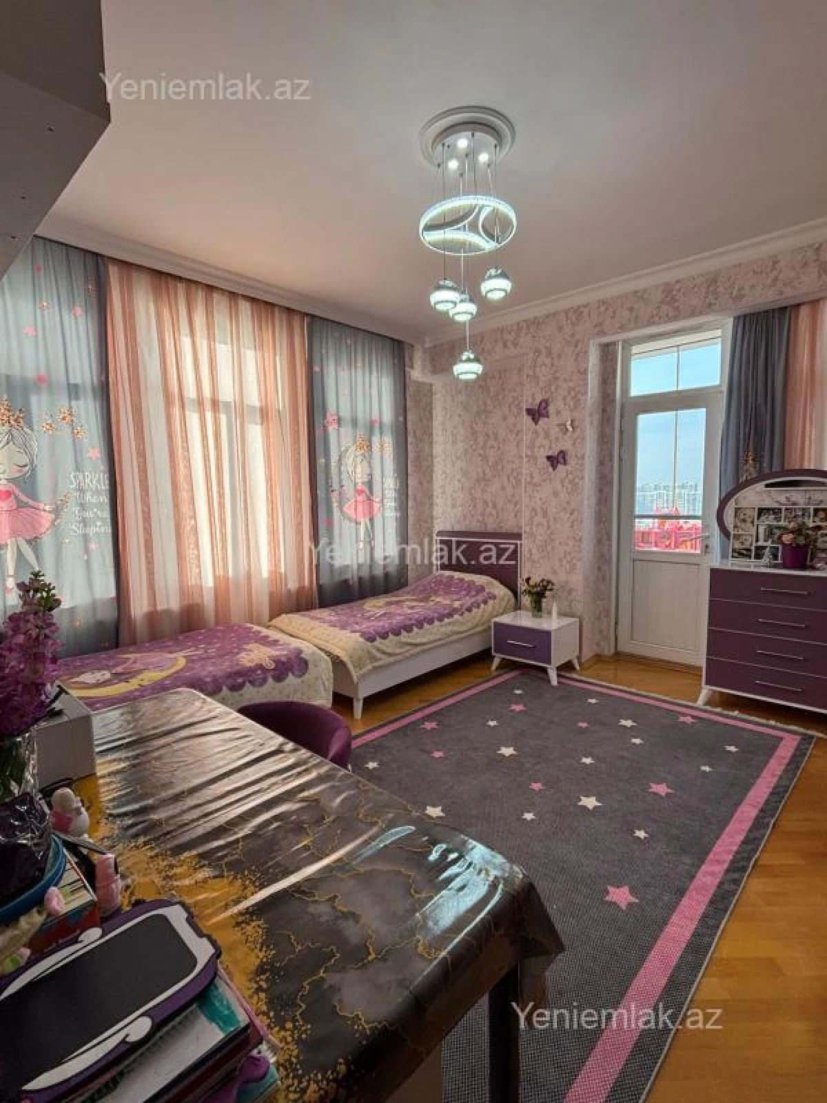 Satılır 3 otaqlı yeni tikili 135 m²