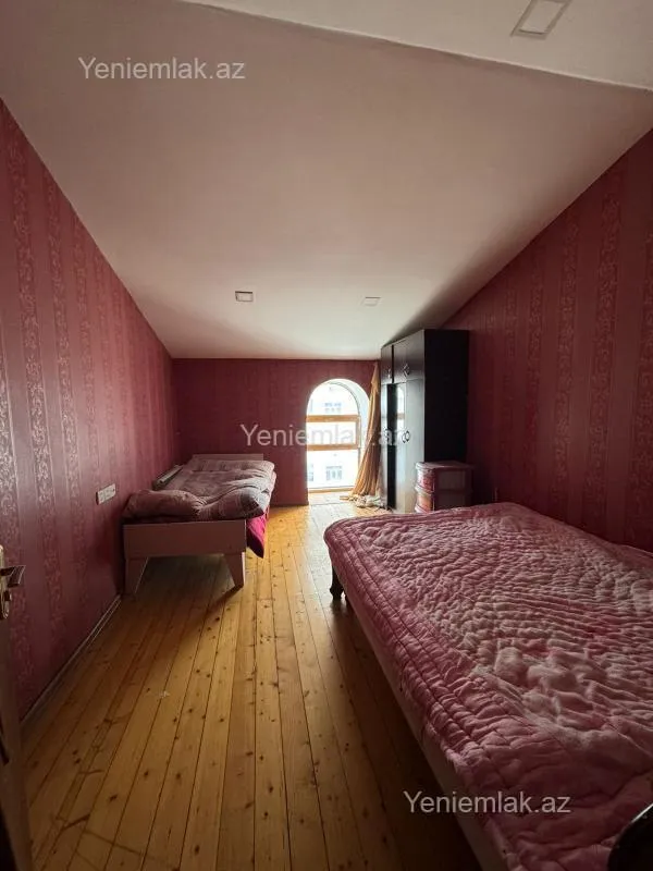 Satılır 2 otaqlı yeni tikili 82 m²