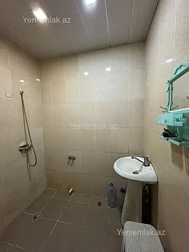 Satılır 2 otaqlı yeni tikili 82 m²