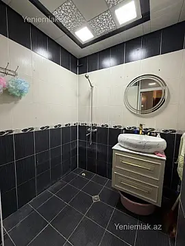 Satılır 3 otaqlı köhnə tikili 85 m²