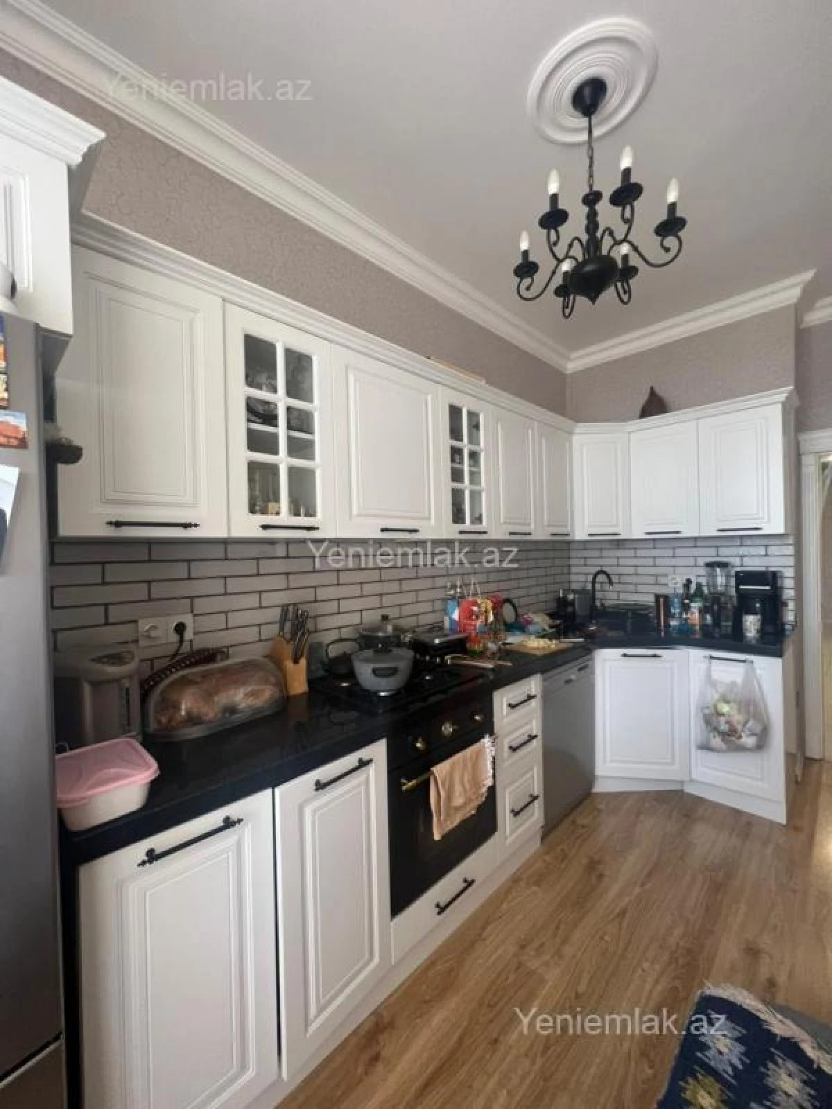 Satılır 4 otaqlı yeni tikili 160 m²