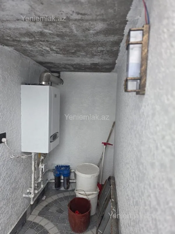 Satılır 4 otaqlı həyət evi 100 m²