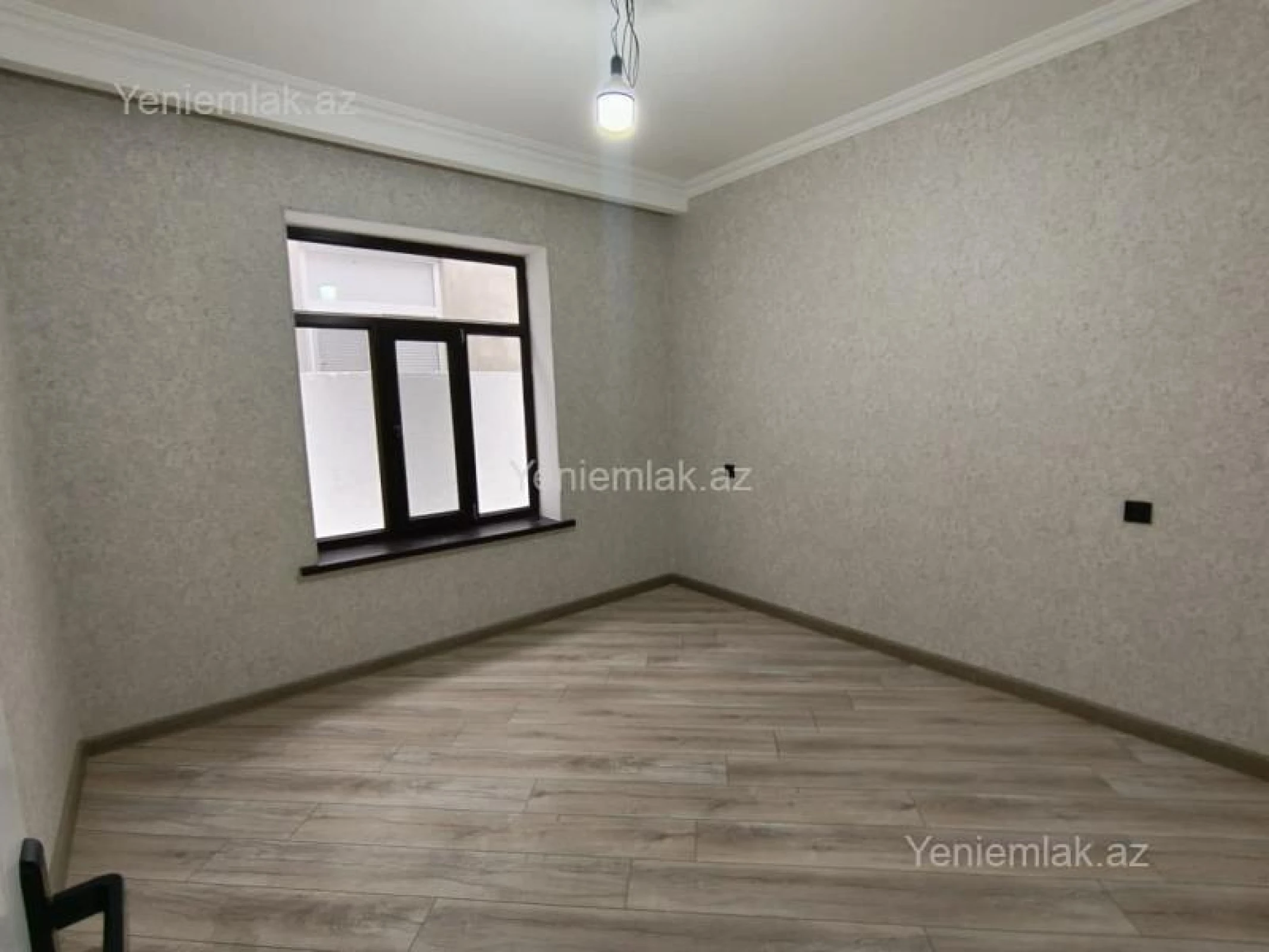 Satılır 4 otaqlı həyət evi 100 m²
