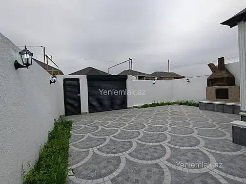 Satılır 4 otaqlı həyət evi 100 m²