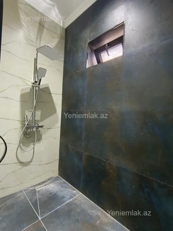 Satılır 4 otaqlı həyət evi 100 m²