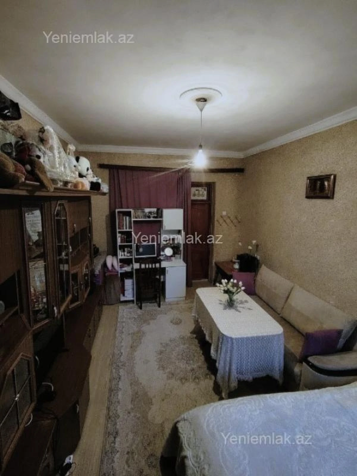 Satılır 1 otaqlı köhnə tikili 40 m²