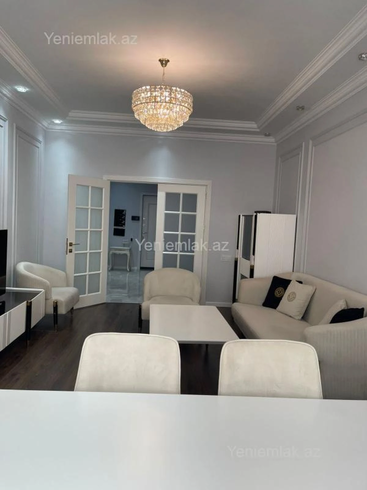 Satılır 2 otaqlı yeni tikili 110 m²