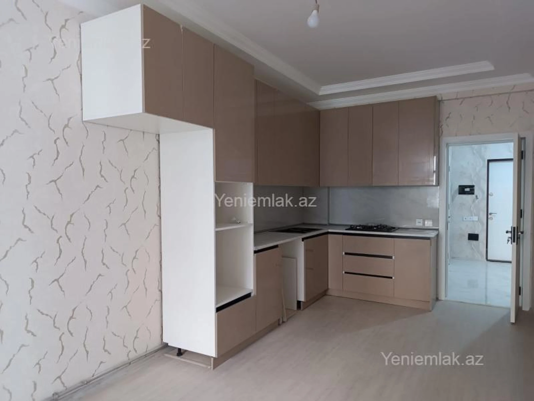 Satılır 2 otaqlı yeni tikili 73 m²