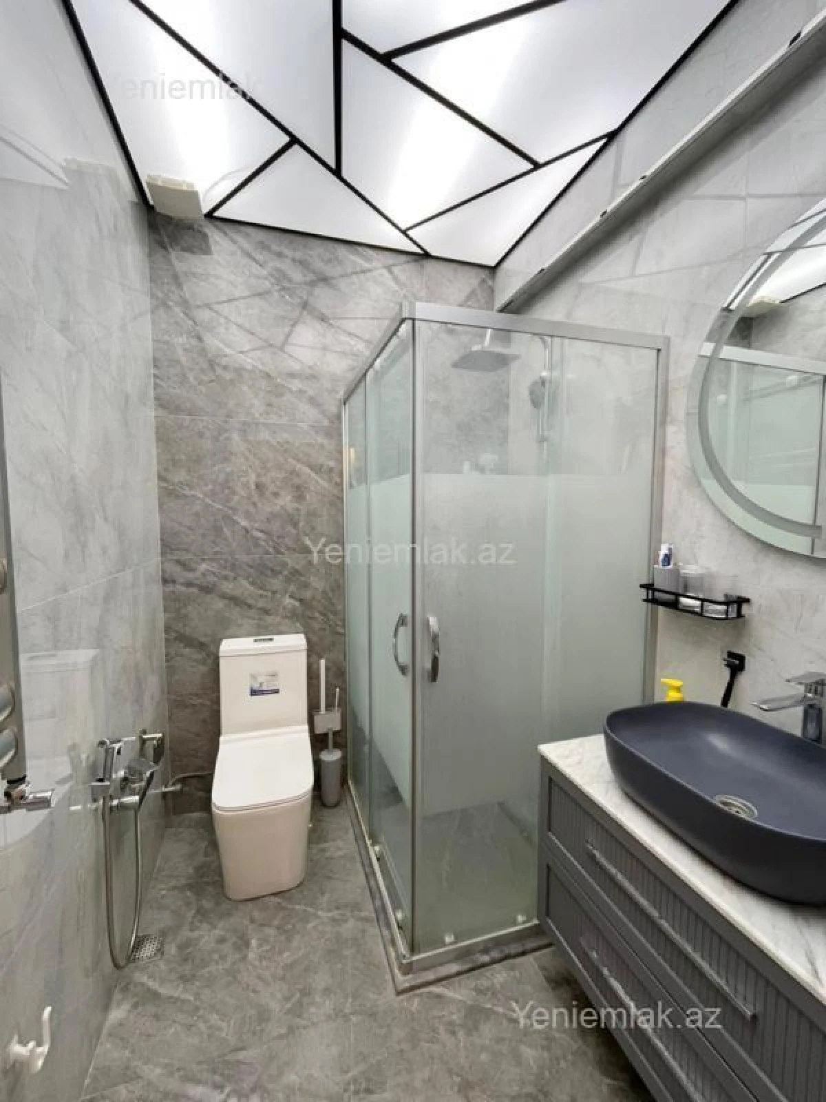 Satılır 3 otaqlı yeni tikili 81 m²