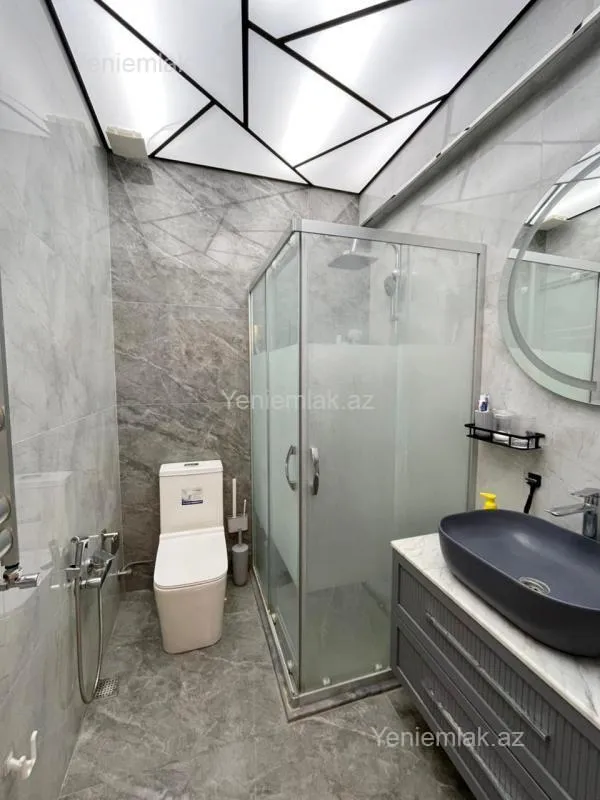 Satılır 3 otaqlı yeni tikili 81 m²