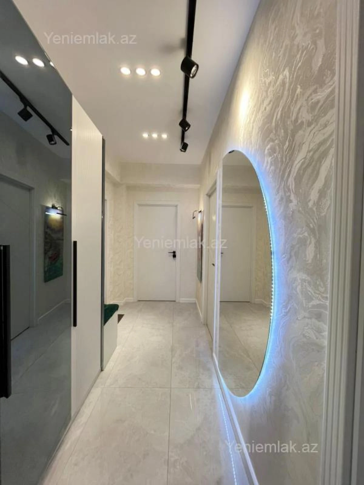 Satılır 3 otaqlı yeni tikili 81 m²