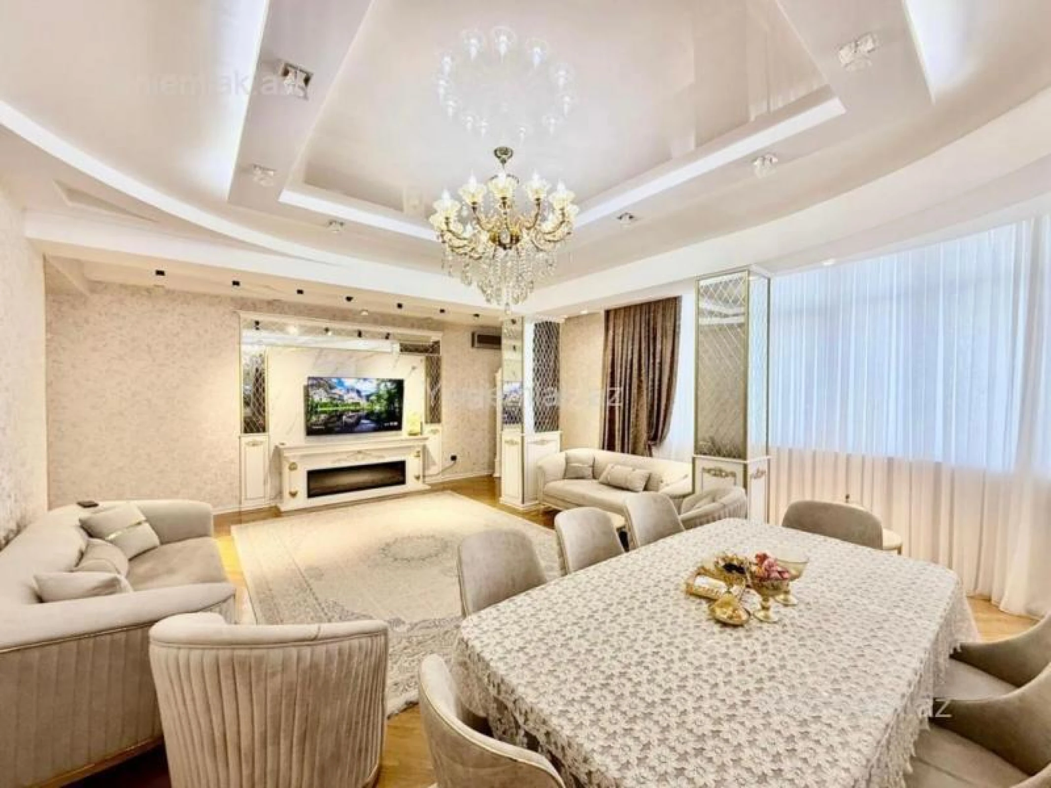 Satılır 3 otaqlı yeni tikili 150 m²