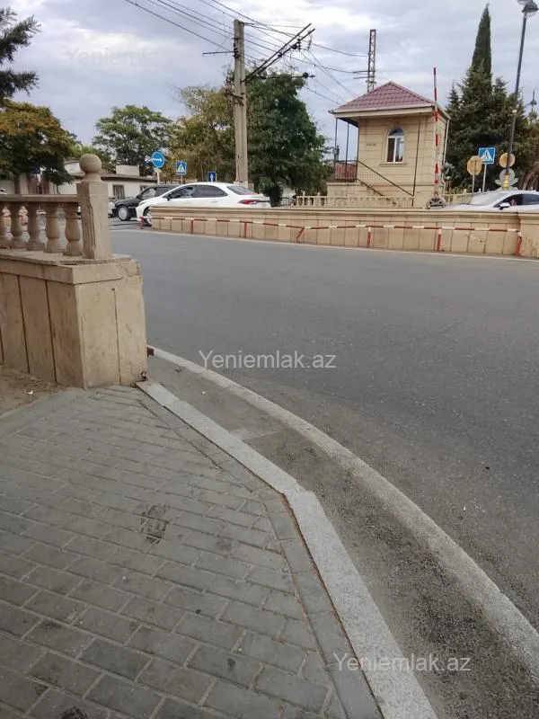 Satılır 2 otaqlı köhnə tikili 60 m²