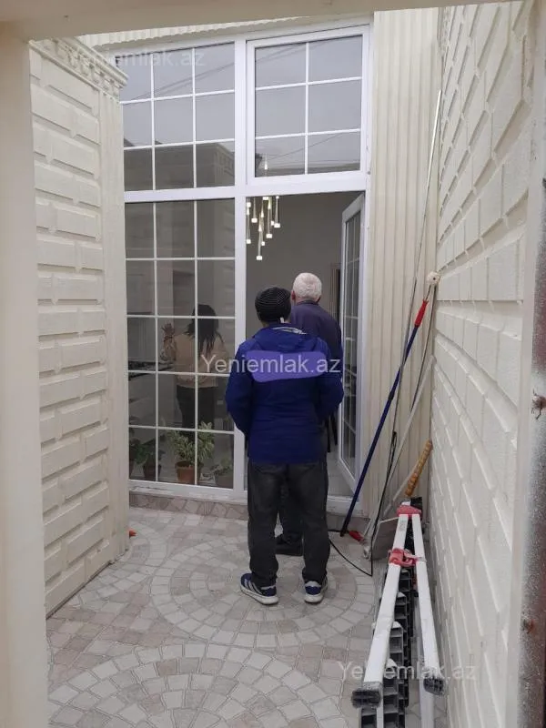 Satılır 2 otaqlı köhnə tikili 60 m²