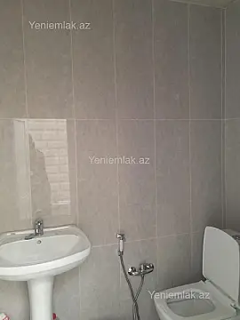 Satılır 2 otaqlı köhnə tikili 60 m²