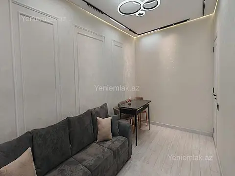 Satılır 2 otaqlı köhnə tikili 60 m²