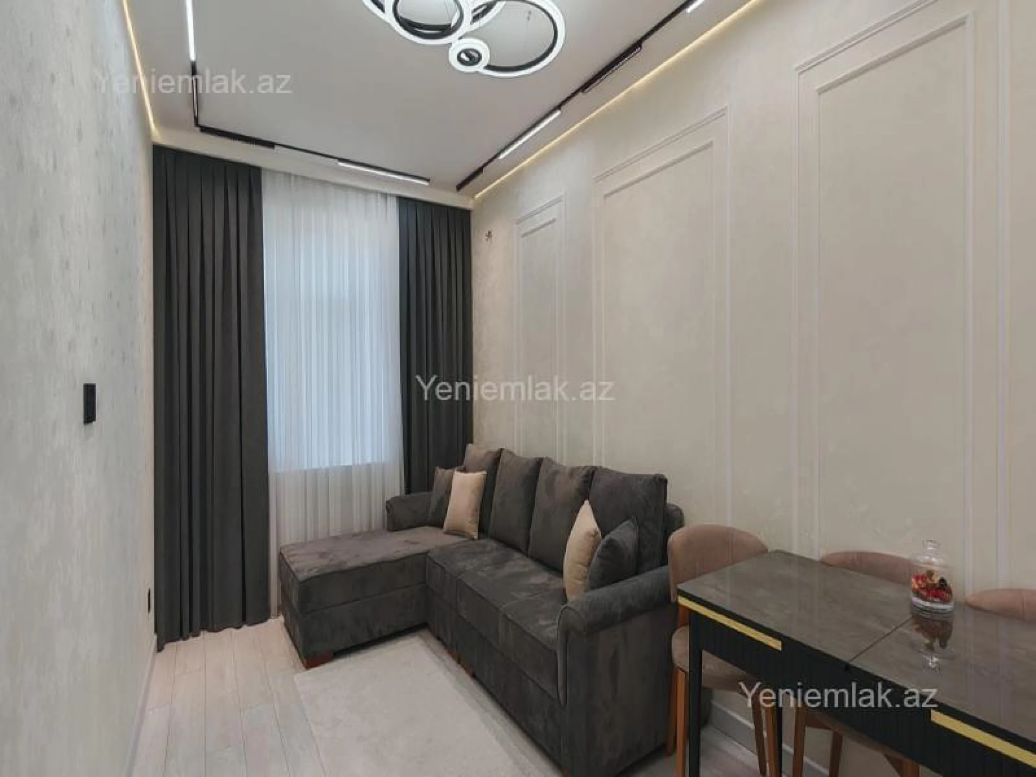 Satılır 2 otaqlı köhnə tikili 60 m²